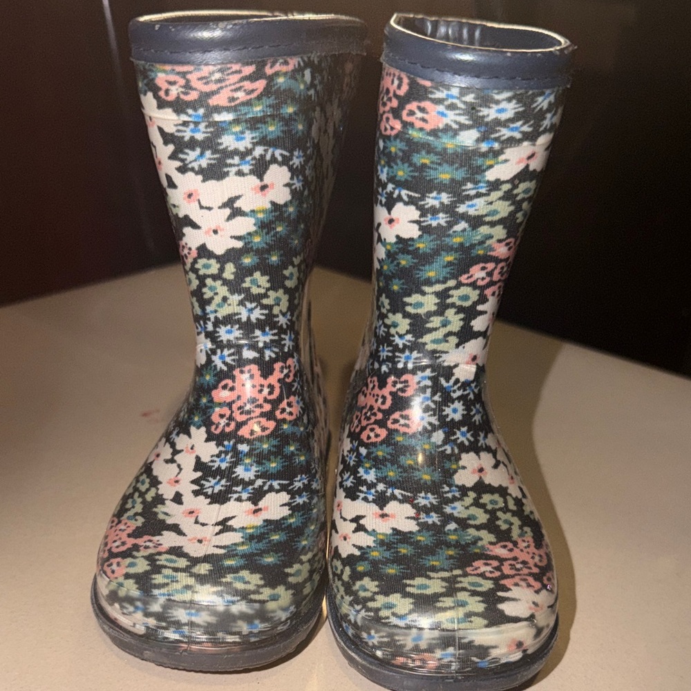 Kids Floral Pattern Rain Boots